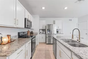 365 Caryota Ct, New Smyrna Beach, FL 32168 - Photo 10