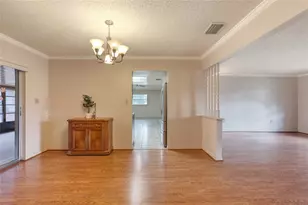27727 Lois Dr, Tavares, FL 32778 - Photo 14