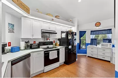 3044 Yorkshire Drive, Deltona, FL 32738 - Photo 8