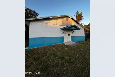 227 W Voorhis Avenue, Deland, FL 32720 - Photo 2