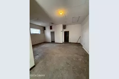 227 W Voorhis Avenue, Deland, FL 32720 - Photo 6