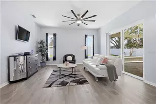 486 Woodford Dr, Debary, FL 32713 - Photo 10