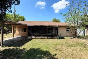 38611 Marshall St, Umatilla, FL 32784 - Photo 1