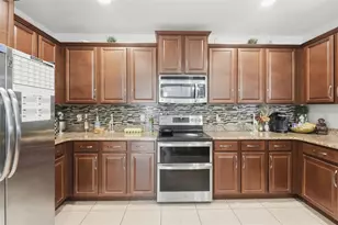 503 Kestrel Dr, Groveland, FL 34736 - Photo 6