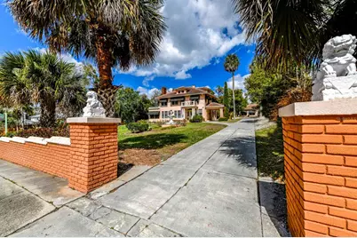 347 E 3rd Avenue, Mount Dora, FL 32757 - Photo 2