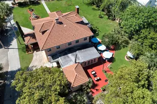 347 E 3rd Ave, Mount Dora, FL 32757 - Photo 94