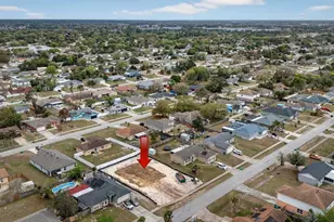 2833 Corrigan Dr, Deltona, FL 32738 - Photo 2