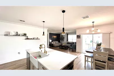 914 Guadalupe Drive, Orange City, FL 32763 - Photo 8