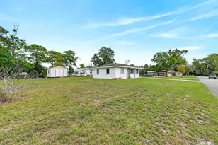 1403 Sharon Dr, Deland, FL 32724 - Photo 6