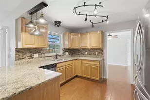 2410 Kerridale St, Deltona, FL 32738 - Photo 12
