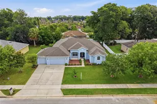 705 Ostrich Fern Ln, Deland, FL 32720 - Photo 2