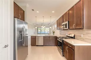 1099 Lincolnshire Dr, Deland, FL 32724 - Photo 12