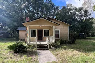 177 E 3rd Ave, Pierson, FL 32180 - Photo 1