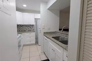 190 Hickory Woods Ct, Deltona, FL 32725 - Photo 12