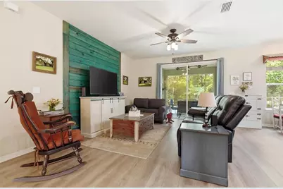 2200 N Clara Avenue, Deland, FL 32720 - Photo 6