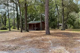 8587 SW Elim Church Rd, Fort White, FL 32038 - Photo 6