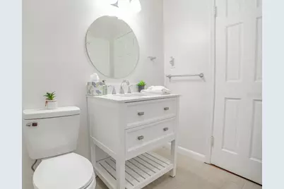 121 Leon Avenue, Deland, FL 32720 - Photo 12