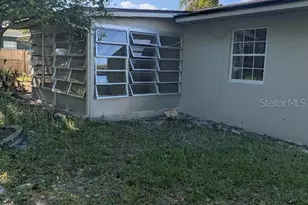 1725 Twin Oak St, Deltona, FL 32725 - Photo 6