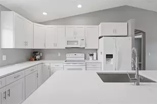 205 S Sparkman Ave, Orange City, FL 32763 - Photo 6