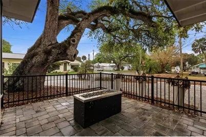 306 S Pine Street, New Smyrna Beach, FL 32169 - Photo 12