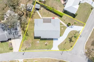 29 Jasmine Dr, Debary, FL 32713 - Photo 2