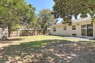 624 W New York Ave, Lake Helen, FL 32744 - Photo 8