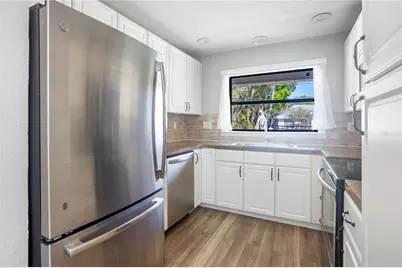 26312 Sleepy Hollow Street, Sorrento, FL 32776 - Photo 6