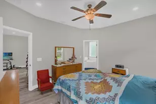 250 S Virginia Ave, Deland, FL 32724 - Photo 12