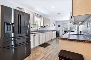 5266 Pineland Ave, Port Orange, FL 32127 - Photo 6