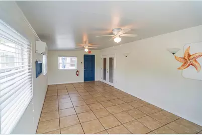 321 W Pennsylvania Avenue, Deland, FL 32720 - Photo 6