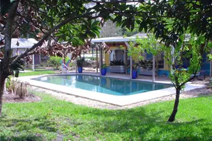 42 Catalina Dr, Debary, FL 32713 - Photo 2