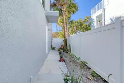 206 N Halifax Avenue, Daytona Beach, FL 32118 - Photo 74