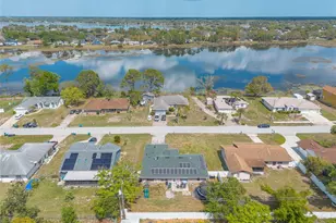 2431 Weatherford Dr, Deltona, FL 32738 - Photo 32