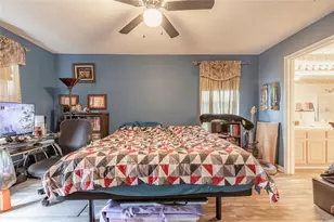 2431 Weatherford Dr, Deltona, FL 32738 - Photo 16