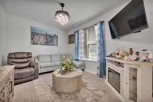 2119 White Dahlia Dr, Apopka, FL 32712 - Photo 36