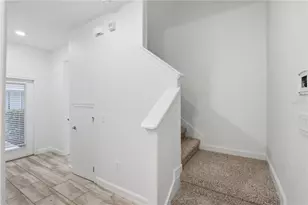 1341 Shinnecock Hills Dr, Davenport, FL 33896 - Photo 10