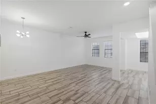 1341 Shinnecock Hills Dr, Davenport, FL 33896 - Photo 8