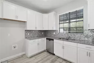 1341 Shinnecock Hills Dr, Davenport, FL 33896 - Photo 28