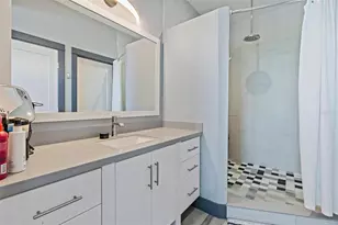 701 E 3rd Ave, New Smyrna Beach, FL 32169 - Photo 18