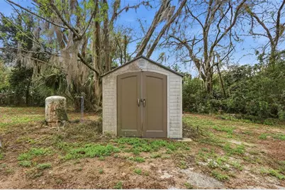 460 Alhambra Avenue, De Leon Springs, FL 32130 - Photo 10