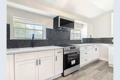 265 Newcomb Street, New Smyrna Beach, FL 32168 - Photo 8