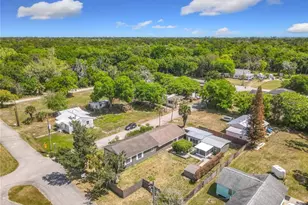 265 Newcomb St, New Smyrna Beach, FL 32168 - Photo 1