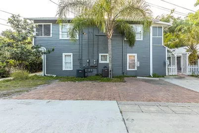 205 E Voorhis Avenue, Deland, FL 32724 - Photo 14