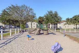 416 Banana Cay Dr, South Daytona, FL 32119 - Photo 10