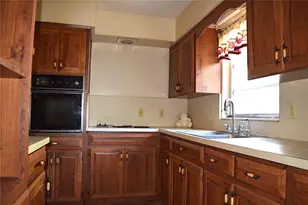 2535 Boswell St, Deltona, FL 32738 - Photo 2