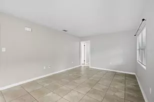 130 SW Peach St, Keystone Heights, FL 32656 - Photo 18