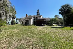 576 Pelican Bay Dr, Daytona Beach, FL 32119 - Photo 10