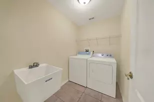 3160 Tiburon Ln, Deltona, FL 32738 - Photo 34