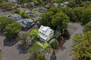 318 N Colonial Ct, Deland, FL 32720 - Photo 2