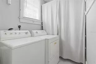 318 N Colonial Ct, Deland, FL 32720 - Photo 12